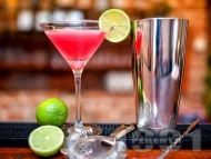  Cointreaupolitan        